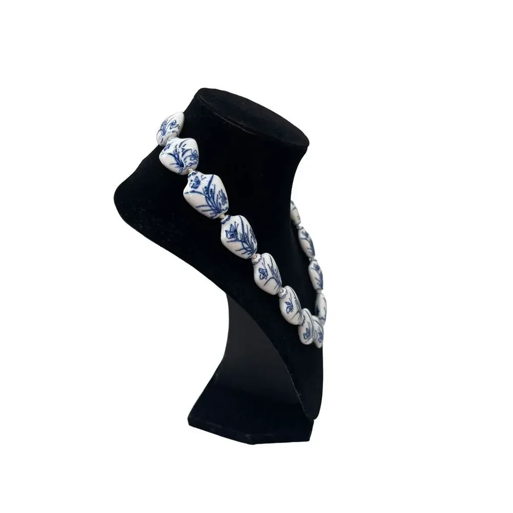 Vintage Chinese Export Beaded Porcelain Necklace Knotted Blue White